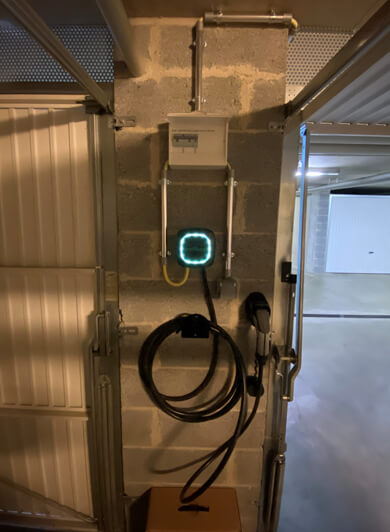 Installation d’une station de charge pour véhicule électrique - Lignon